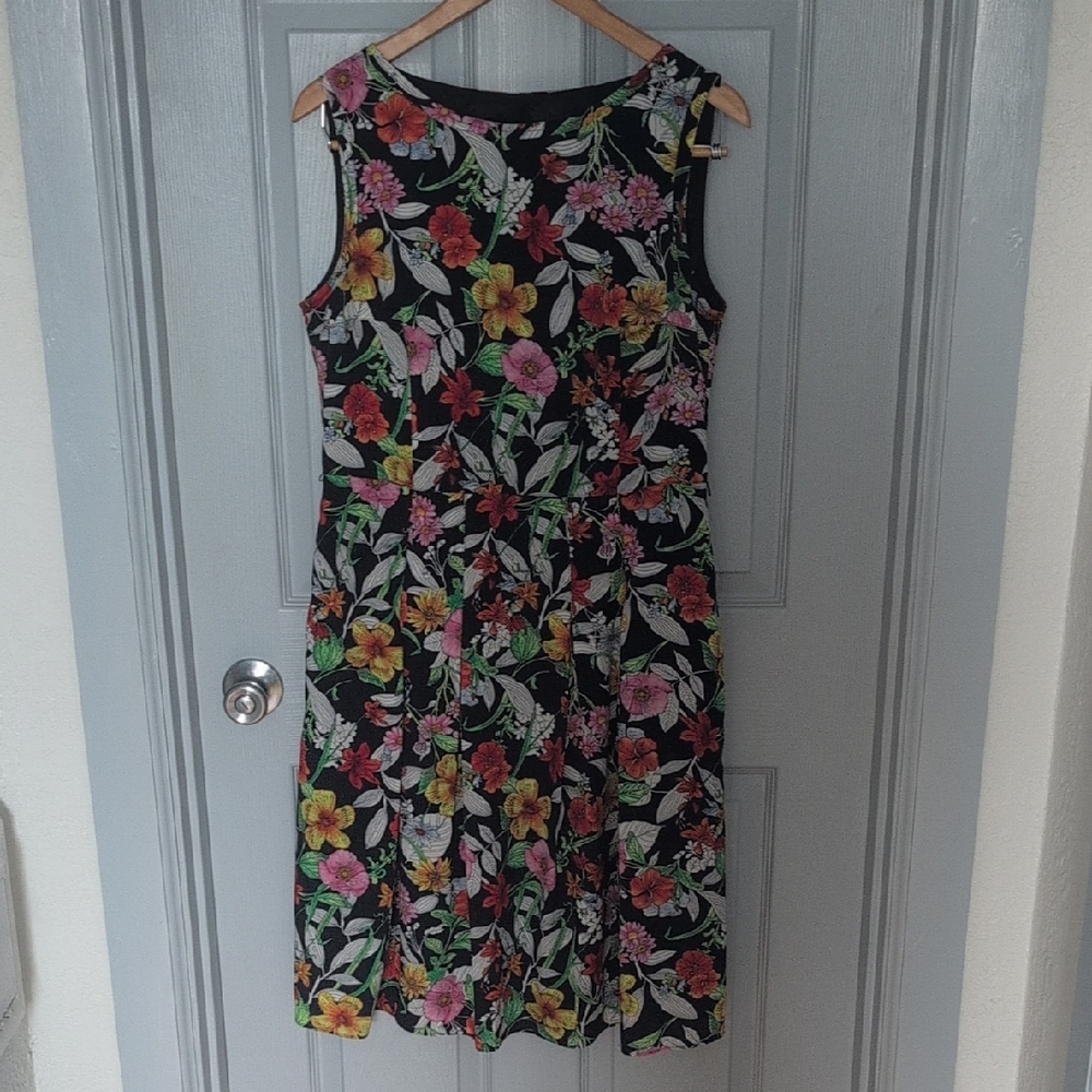 Jones New York Black Floral Midi Dress